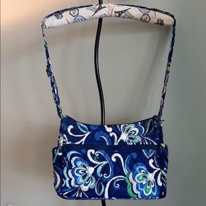 VERA BRADLEY
MEDITERRANEAN BLUE HIPSTER CROSSBODY